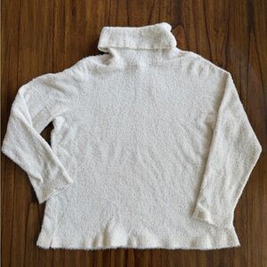 Chico's Cream Turtleneck Sweater - Soft Bouclé Knit